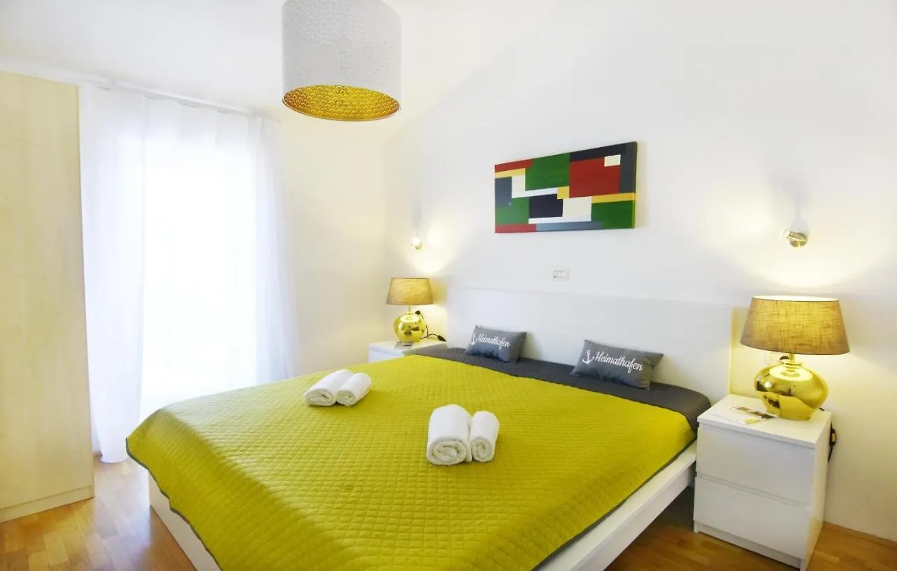 Apartments With A Parking Space Basanija, Umag - 21069 Savudrija