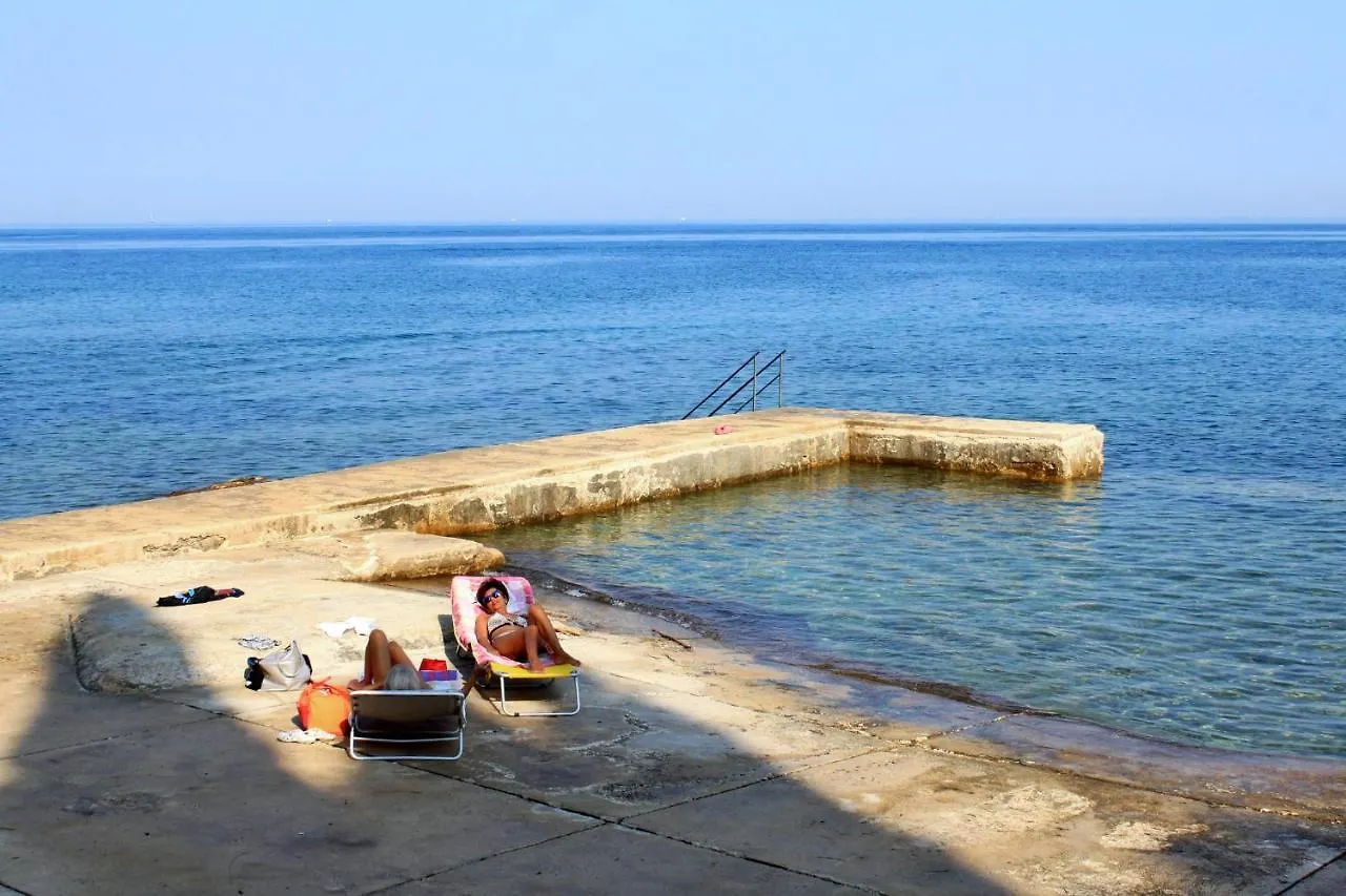 Apartments With A Parking Space Basanija, Umag - 21069 Savudrija 0*,  Chorwacja