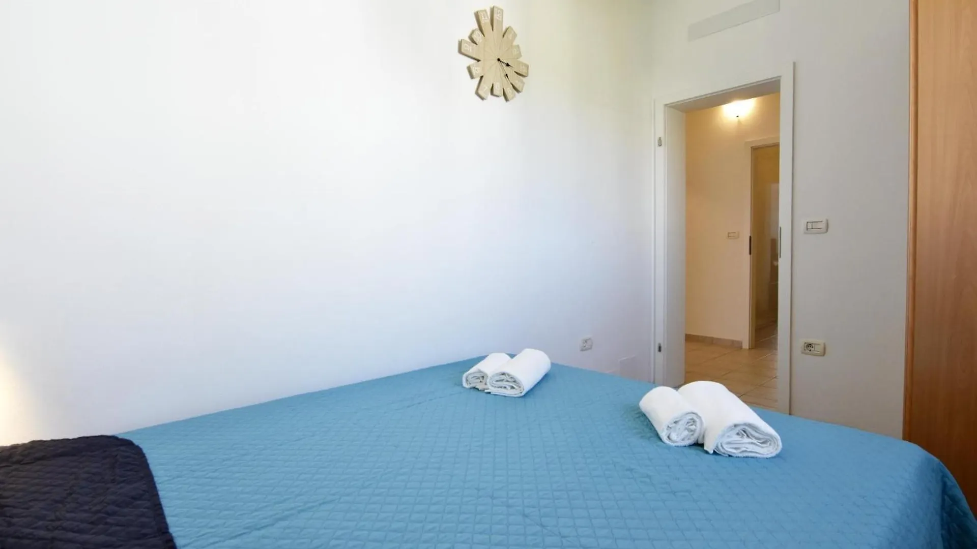 Apartments With A Parking Space Basanija, Umag - 21069 Savudrija 0*,